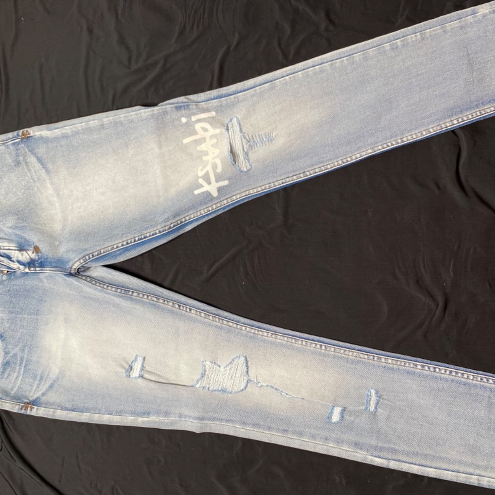 Jeans - Picture 2 of 5